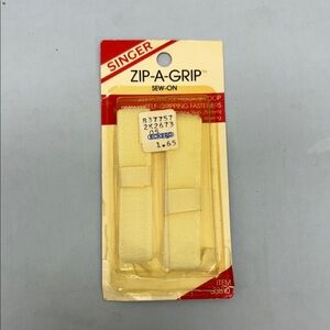 Vintage Singer Zip-A-Grip All Purpose Self-Grip Fastener *Hook & Loop* 33810